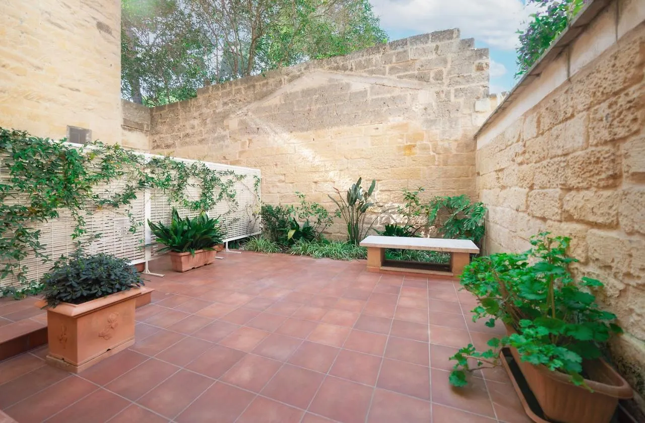 Il Cortile Delle Esperidi Apartamento Lecce 0*,