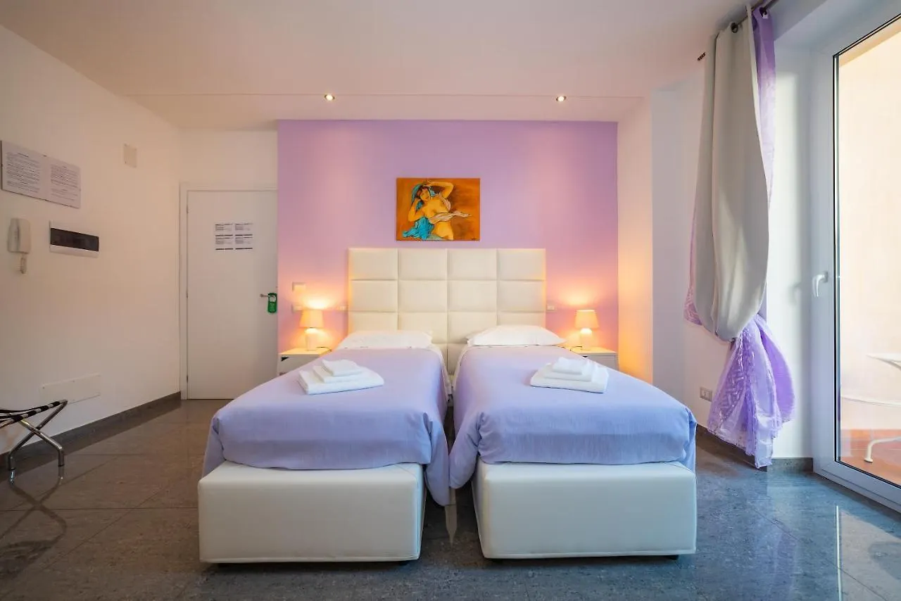 Il Cortile Delle Esperidi Apartamento Lecce 0*,